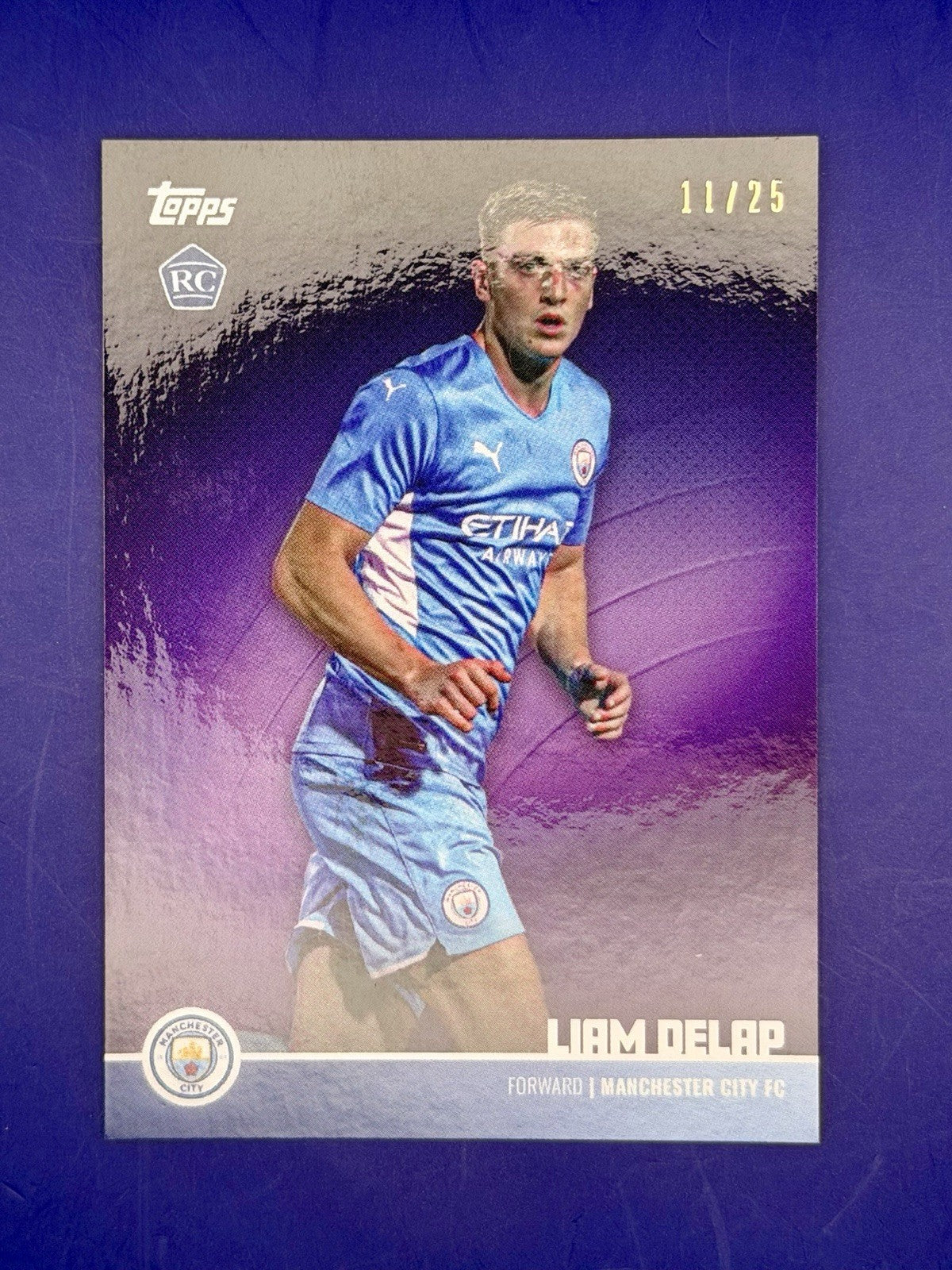 Topps - Manchester City Team Set 2021/22 Liam Delap RC /25