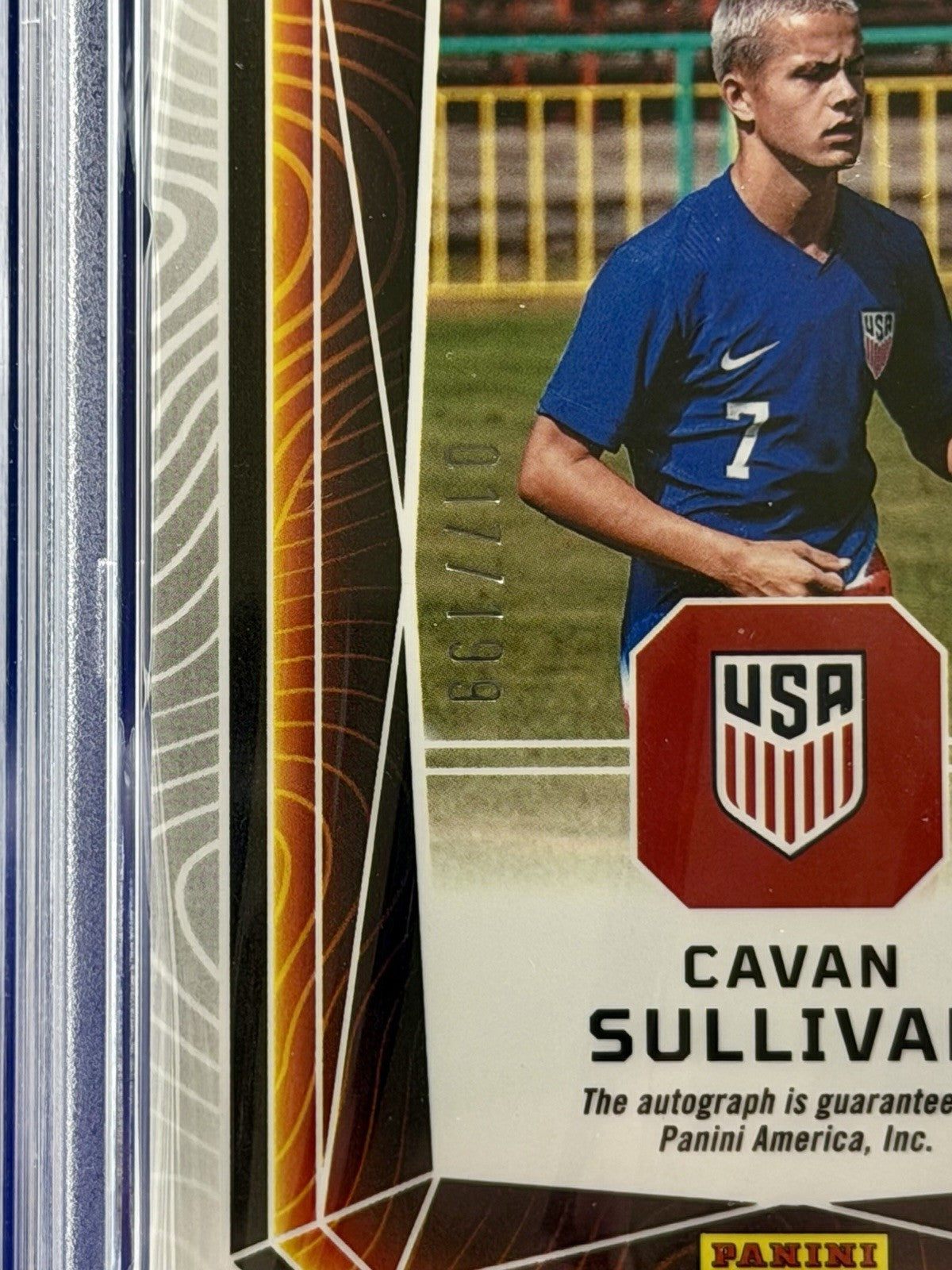 2024-25 Obsidian Cavan Sullivan Magma Auto /199 RC PSA 8 USA