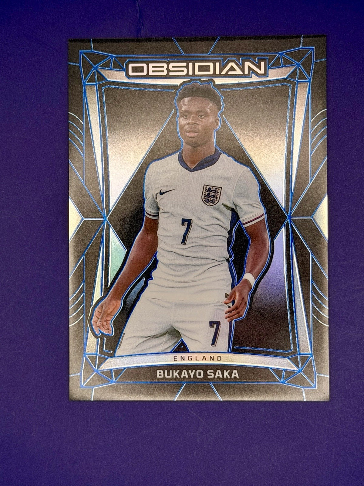 2024-25 Panini Obsidian - Bukayo Saka #82 Electric Etch Blue /20