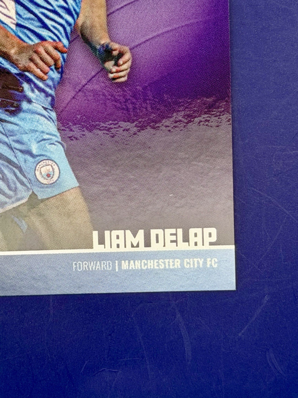 Topps - Manchester City Team Set 2021/22 Liam Delap RC /25